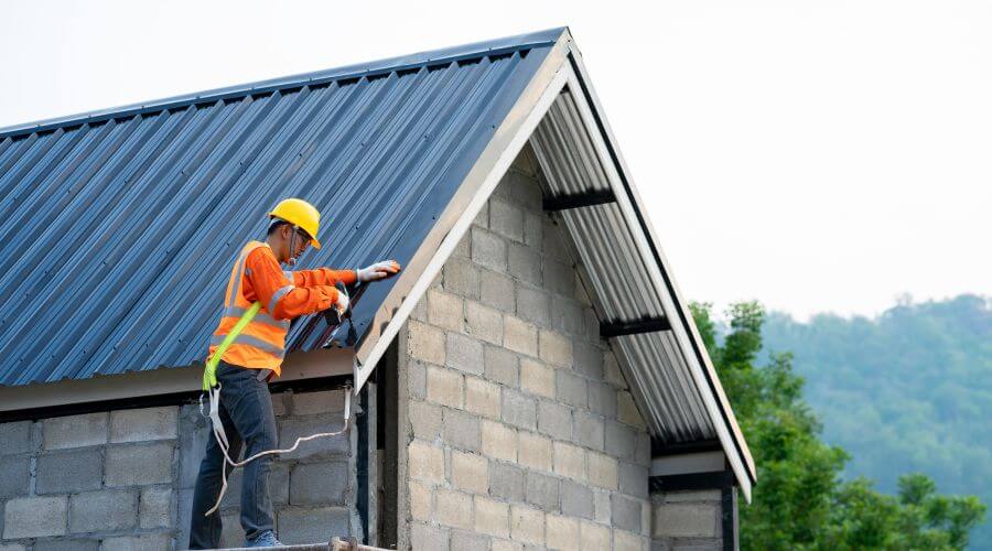 Professional residential roofers in Diamondville, WY